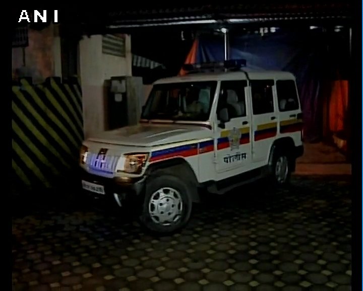 Mumbai: 18-year-old boy murdered in Bhandup last night, case registered against unknown person