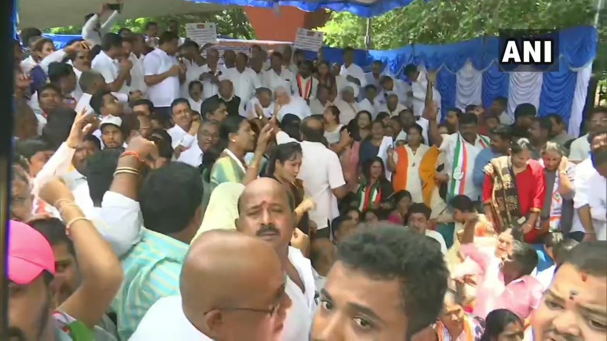 Karnataka: Congress workers protest in Bengaluru against the arrest of senior party leader DK Shivakumar by Enforcement Directorate in a money laundering case