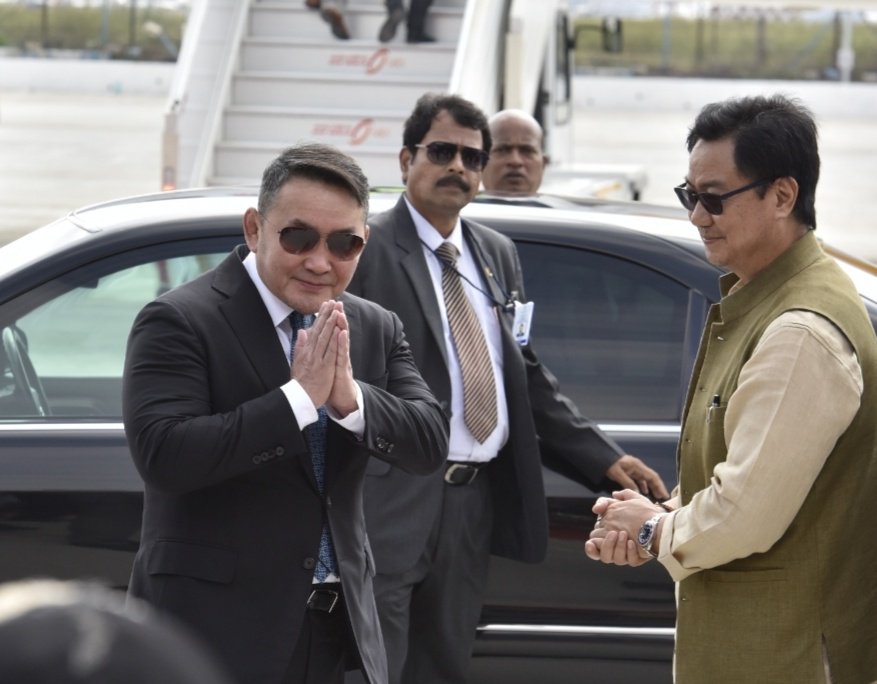 President of Mongolia, Khaltmaagiin Battulga (@BattulgaKh) being welcomed by union minister @KirenRijiju in New Delhi  The president in on a 5-day state visit to India during which he will meet President @Ram Nath Kovind and Prime Minister @narendramodi  (Photos: Sanjeev/ HT)