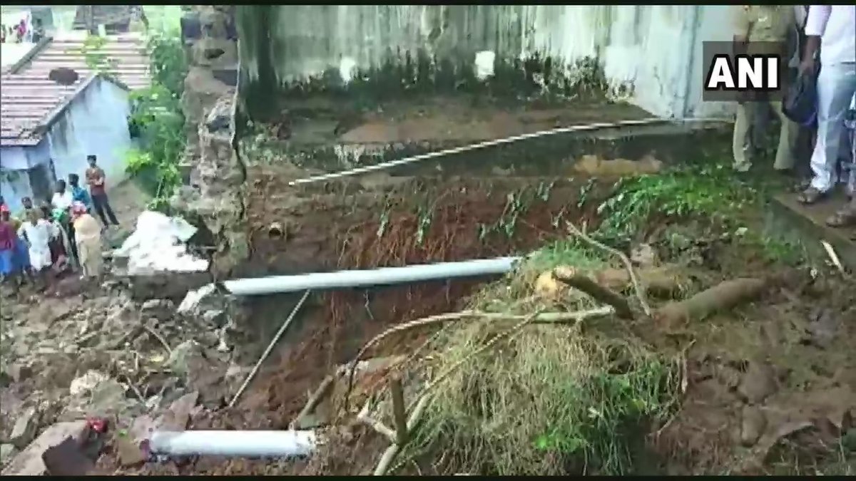Tamil Nadu: 15 persons dead after a compound wall collapsed & damaged three houses in Nadoor Kannappan Layout in Mettupalayam today morning, following heavy rain in the region. Rescue operation underway
