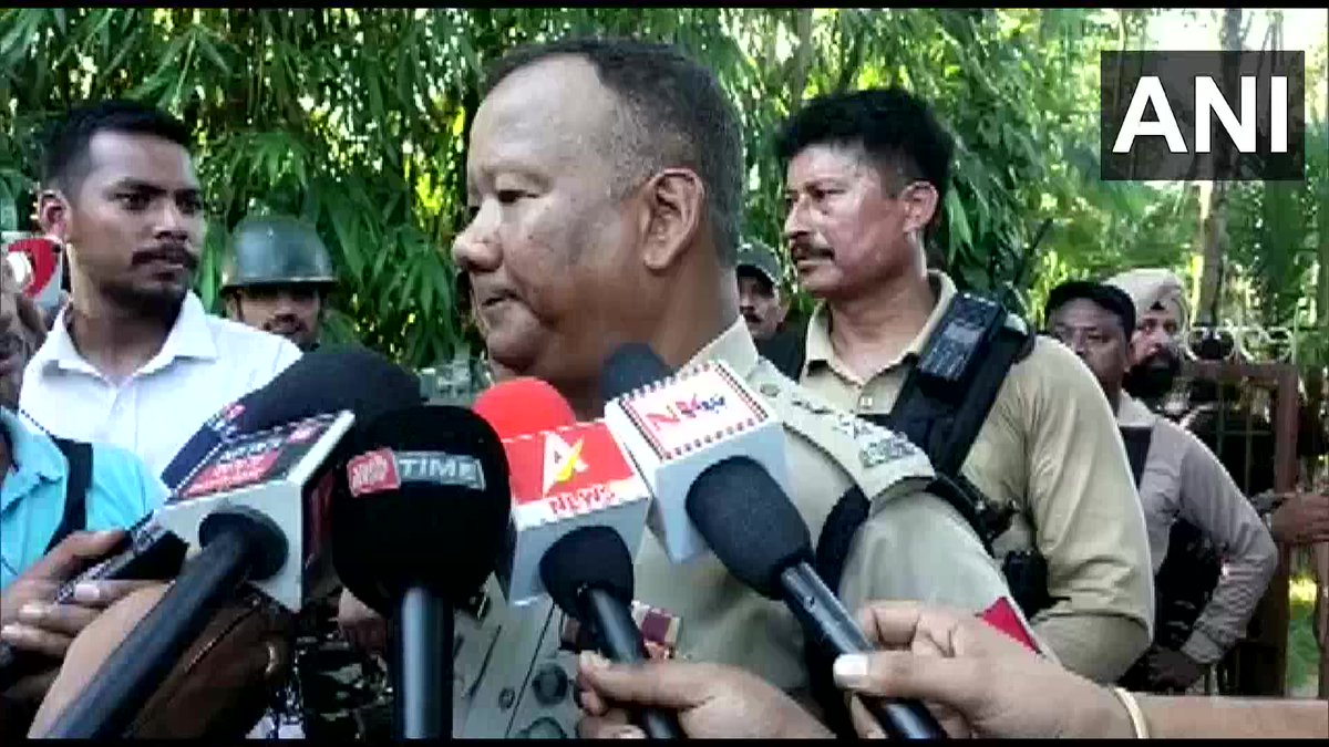 Assam: An encounter broke out between cadres of ULFA & security forces in Tinsukia district, earlier today  We received info of 6 cadres of ULFA infiltrating with ammunition. Security forces & police launched operation. 1 ULFA cadre was killed in encounter:Debojit Deori, SP