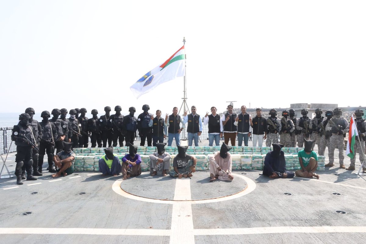 Indian Navy in a coordinated operation with NCB and Gujarat Police intercepted a suspicious boat leading to seizure of approx 700 kg of meth in Gujarat. This is the second major successful coordinated Anti Narcotics Operations at sea by the Navy this year