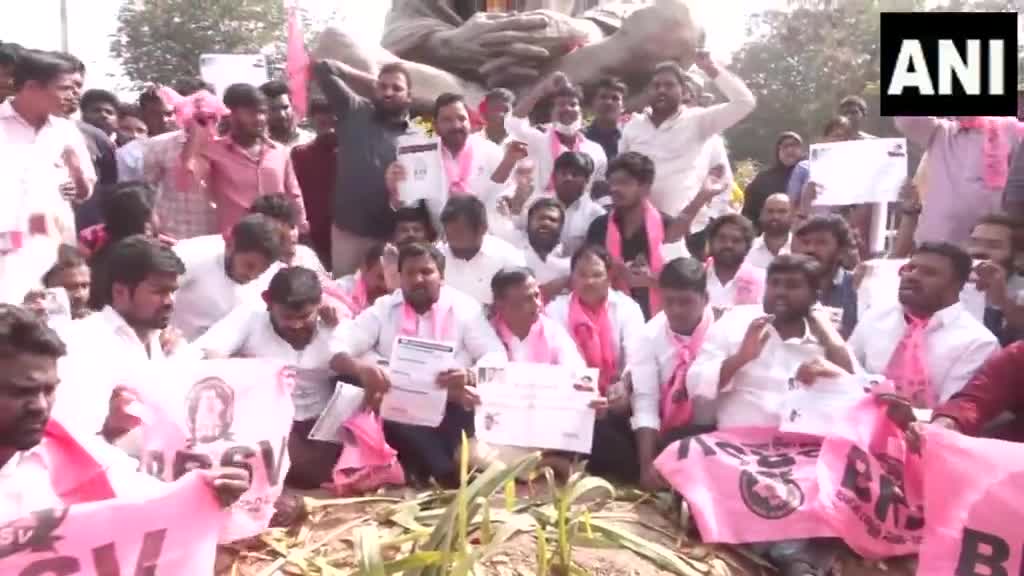 Hyderabad, Telangana   BRSV the student wing of BRS staged a protest at Mahatma Gandhi statue infront of Gandhi Hospital, Hyderabad. They paid tributes to Mahatma Gandhi on his death anniversary and gave a memorandum to Mahatma Gandhi's statue on the failed promises