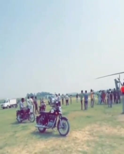Pathankot, Punjab: Ein Apache-Hubschrauber der indischen Luftwaffe (IAF) machte eine Notlandung in der Gegend von Nangalpur