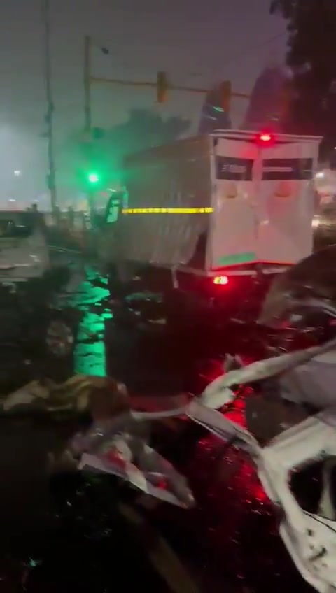 At least 8 people killed in a car explosion in New Delhi: police