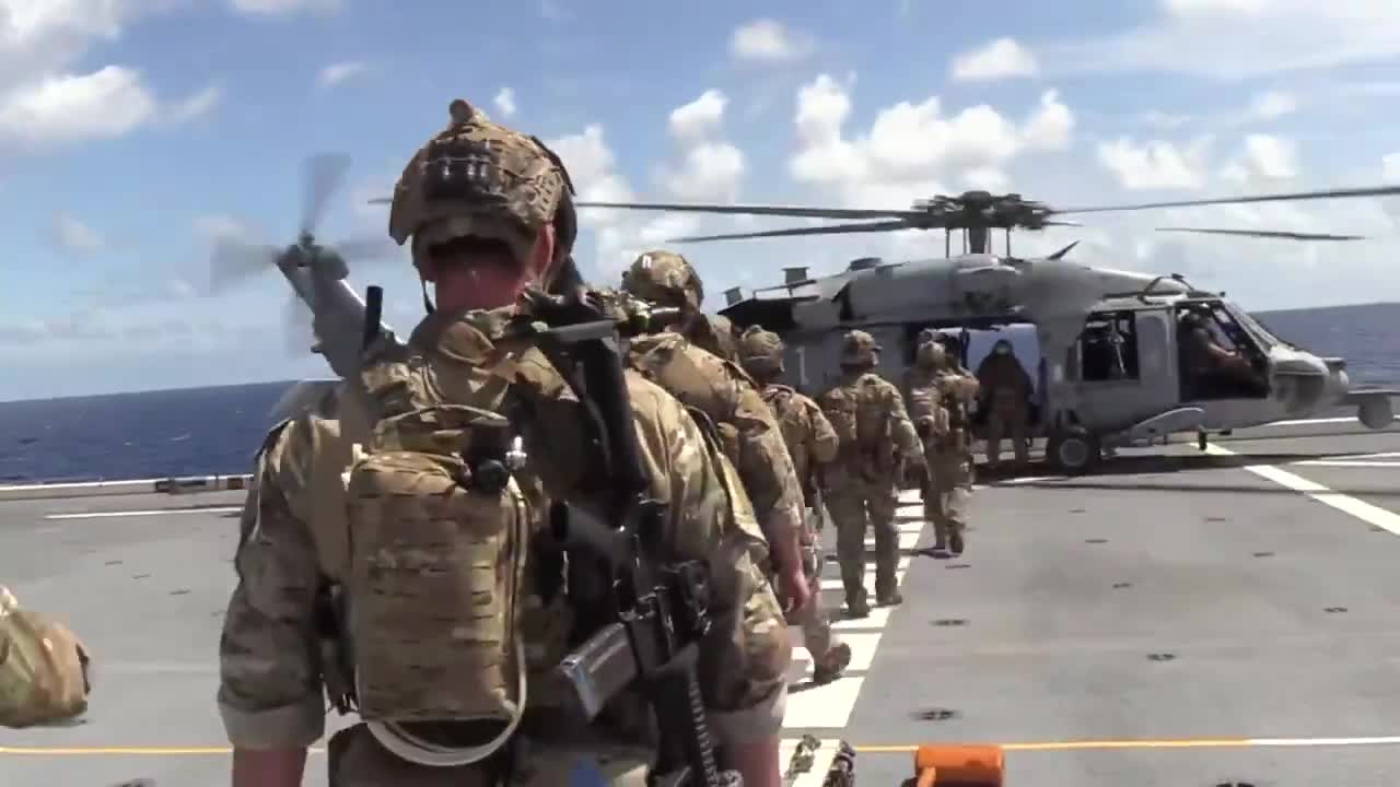 Pentagon: US-Streitkräfte führten in der Nacht im Zuständigkeitsbereich des INDOPACOM eine Kontrolle und Enterung der „Veronica III durch. Das Schiff hatte versucht, Präsident Trumps Quarantäneanordnung zu umgehen und zu entkommen. Wir verfolgten es von der Karibik bis zum Indischen Ozean, verringerten den Abstand und brachten es zum Stehen.